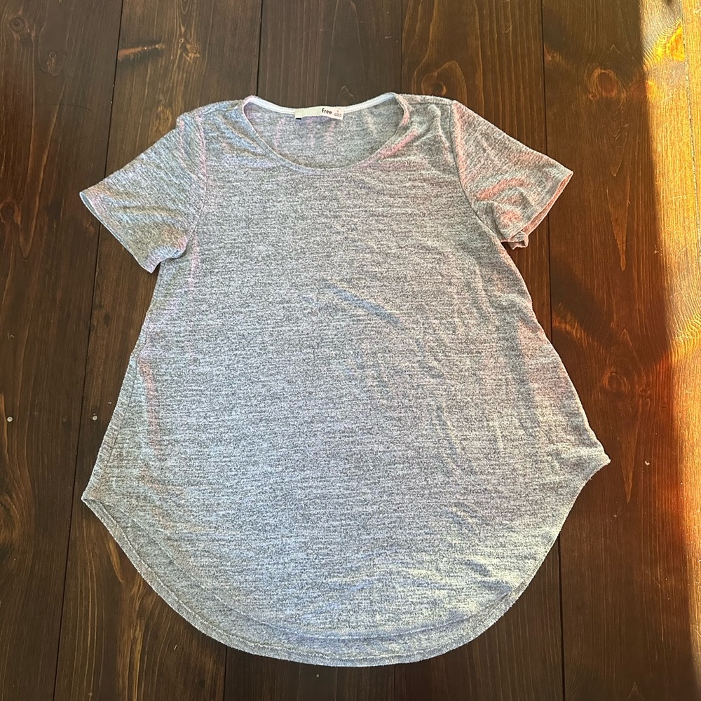 Wilfred Heather Gray Short Sleeve Tee